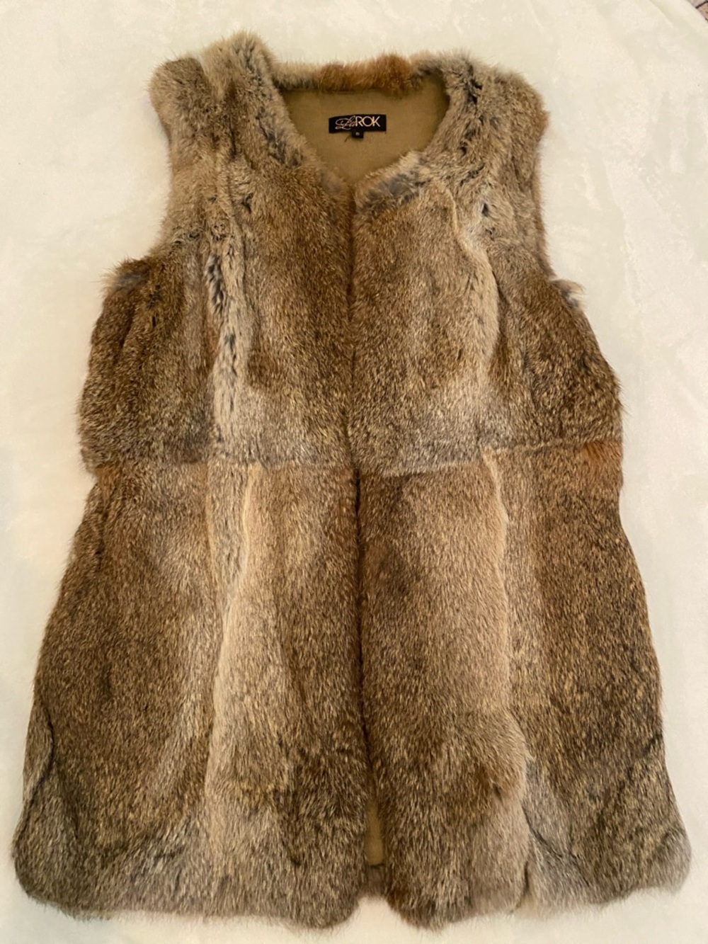 LaRok Tan/Brown Faux Fur Trim Knit Vest